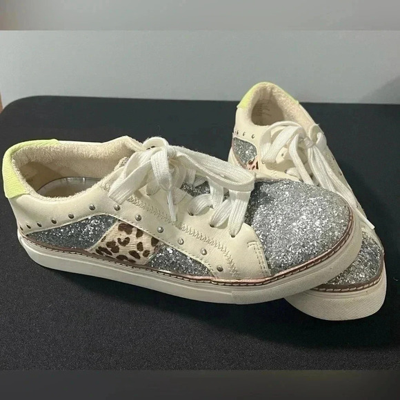 Crown Vintage Kalinda size 8.5 EUC - Picture 1 of 7